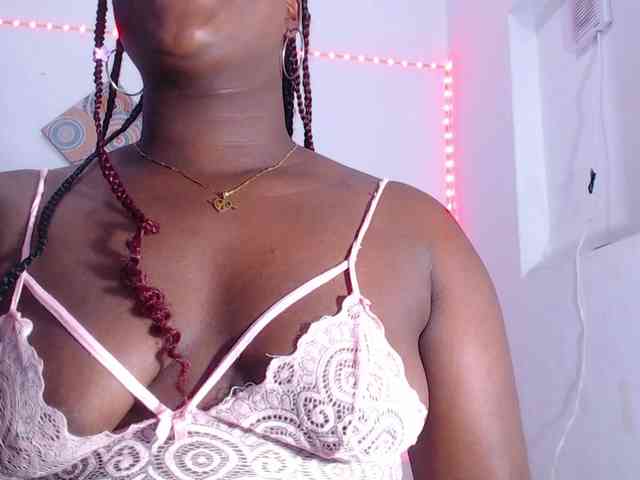 bigass-ebony webcam