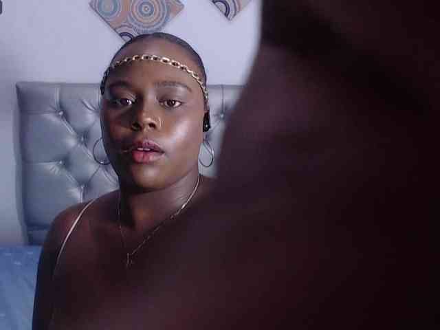 bigass-ebony webcam