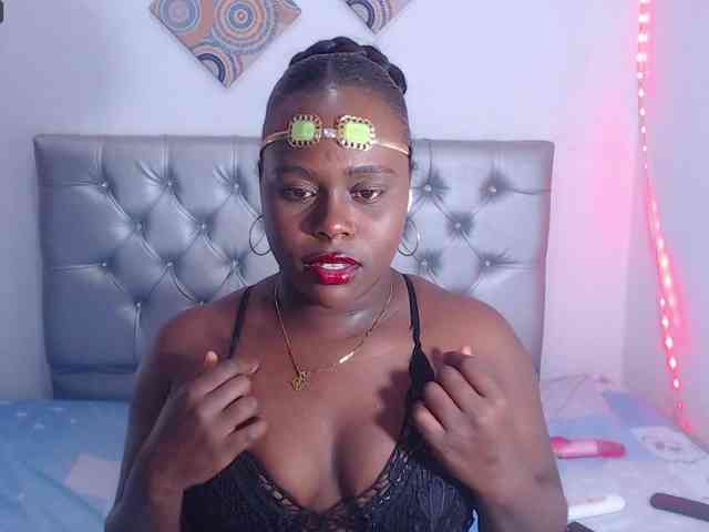 bigass-ebony webcam