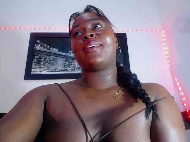 bigass-ebony webcam
