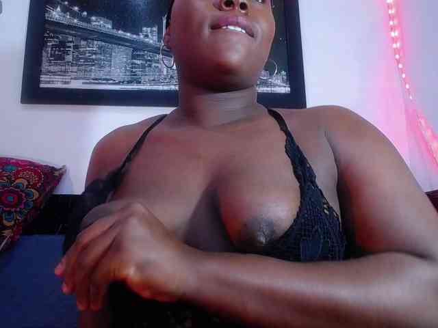 bigass-ebony webcam