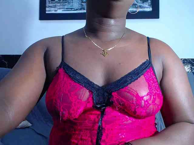 bigass-ebony webcam