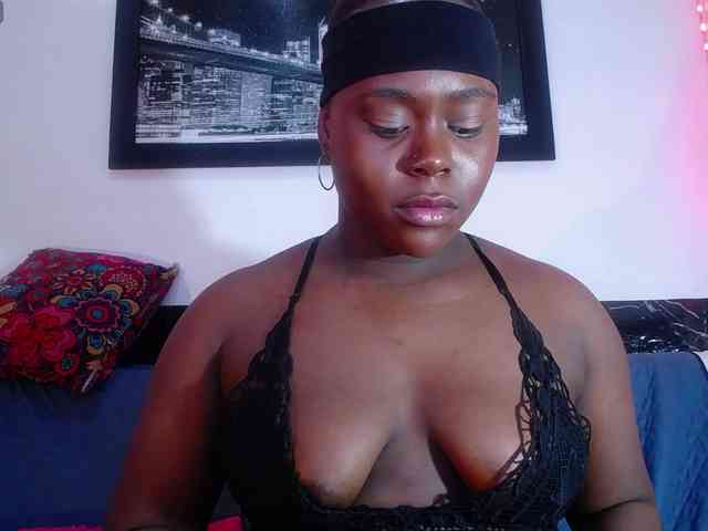 bigass-ebony webcam