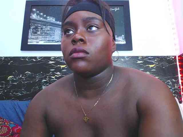 bigass-ebony webcam