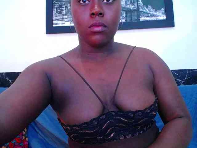 bigass-ebony webcam
