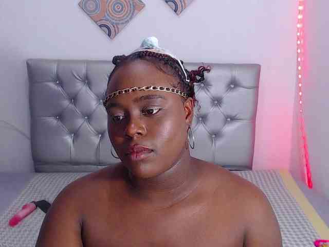 bigass-ebony webcam