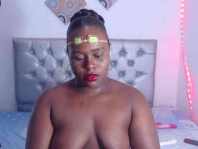 bigass-ebony webcam