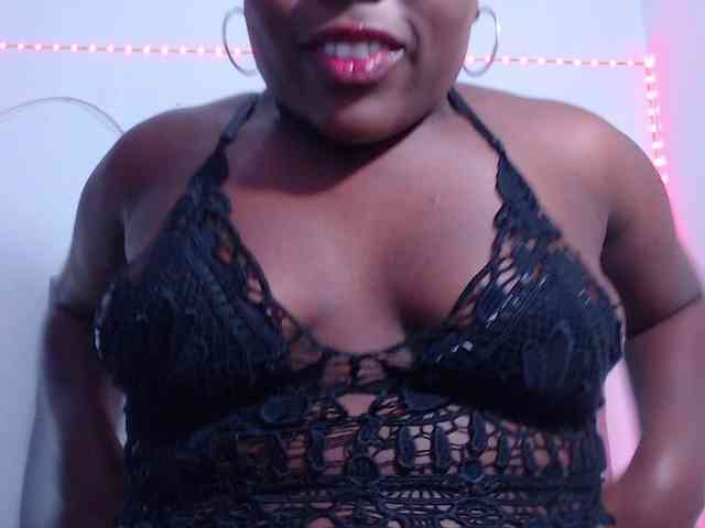 bigass-ebony webcam