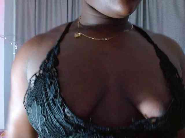 bigass-ebony webcam