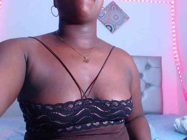 bigass-ebony webcam