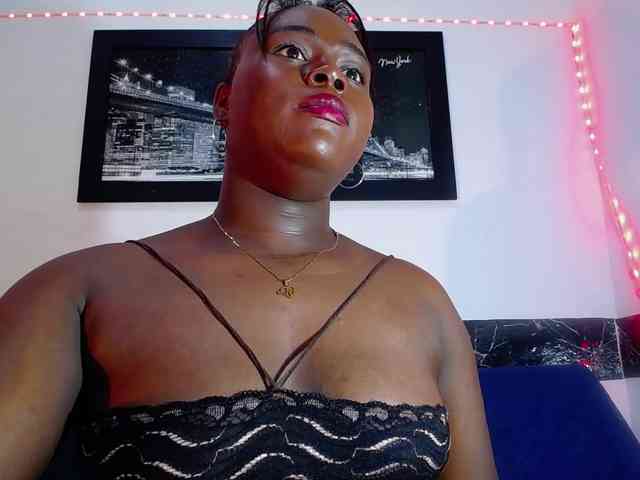 bigass-ebony webcam