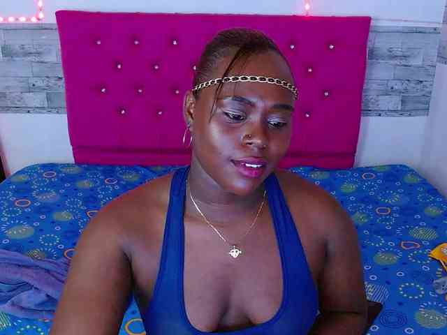 bigass-ebony webcam