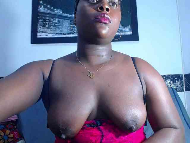 bigass-ebony webcam