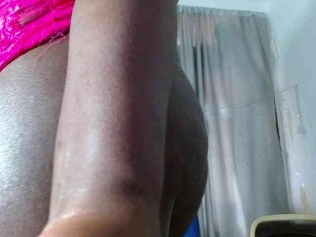 bigass-ebony webcam