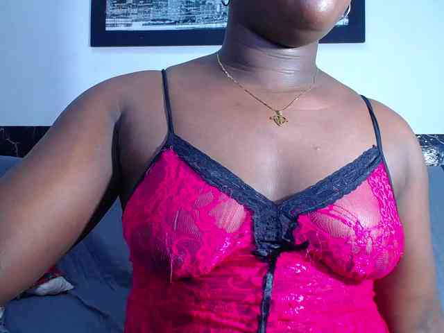 bigass-ebony webcam