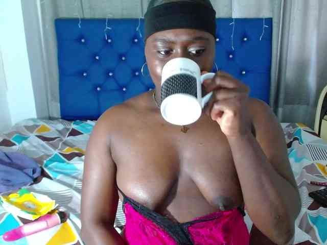 bigass-ebony webcam