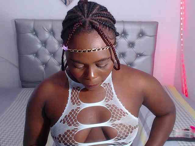 bigass-ebony webcam