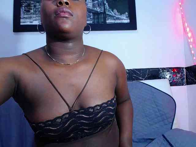 bigass-ebony webcam