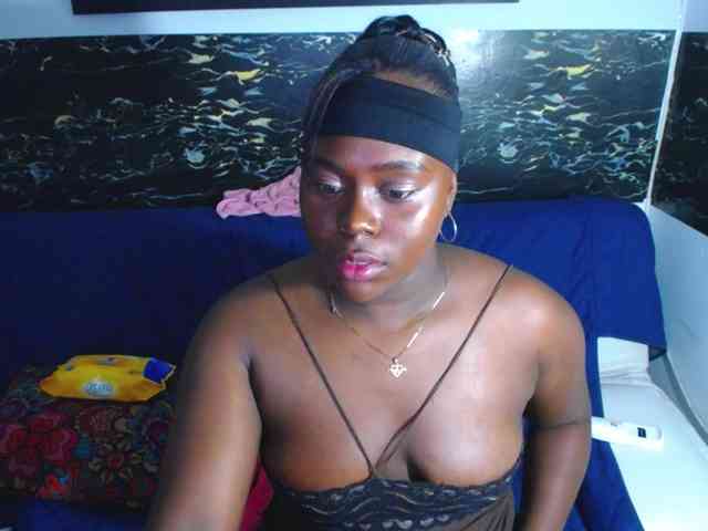 bigass-ebony webcam