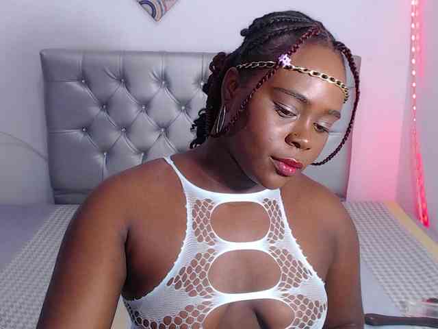 bigass-ebony webcam
