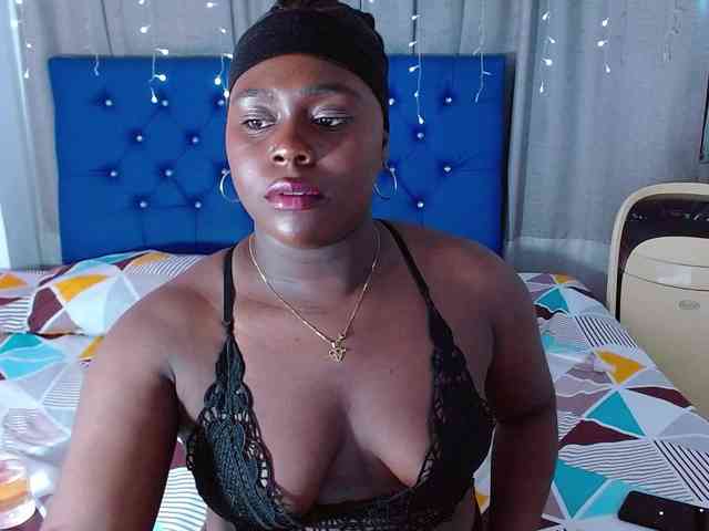 bigass-ebony webcam