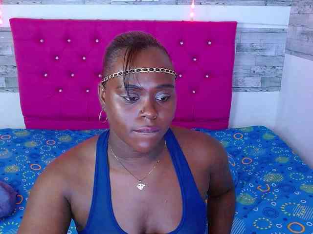 bigass-ebony webcam
