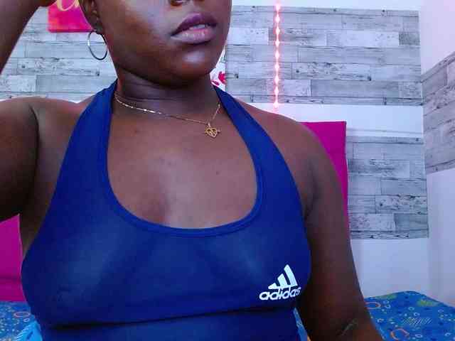 bigass-ebony webcam