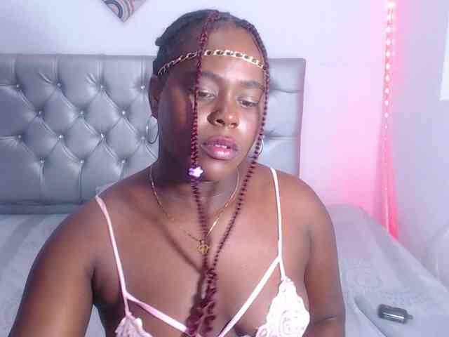 bigass-ebony webcam
