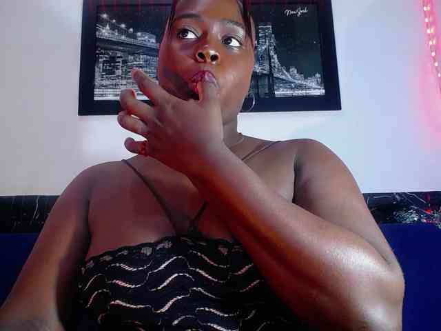 bigass-ebony webcam