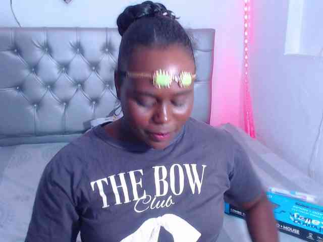 bigass-ebony webcam