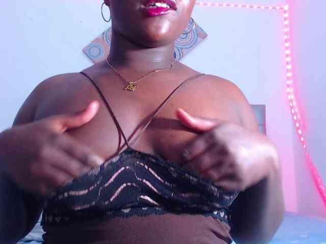 bigass-ebony webcam