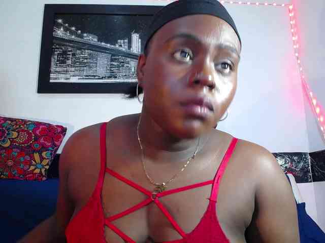 bigass-ebony webcam
