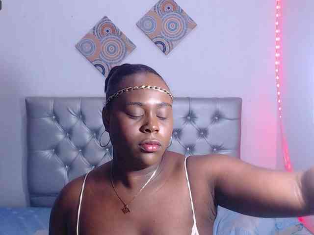 bigass-ebony webcam