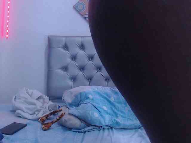 bigass-ebony webcam