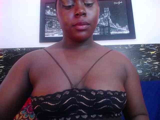 bigass-ebony webcam
