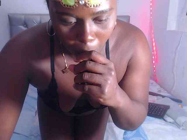 bigass-ebony webcam
