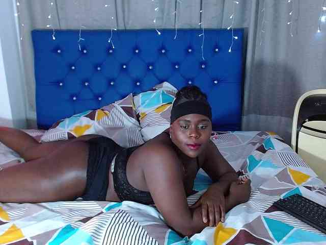 bigass-ebony webcam