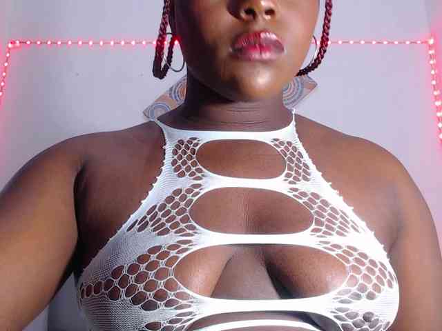 bigass-ebony webcam