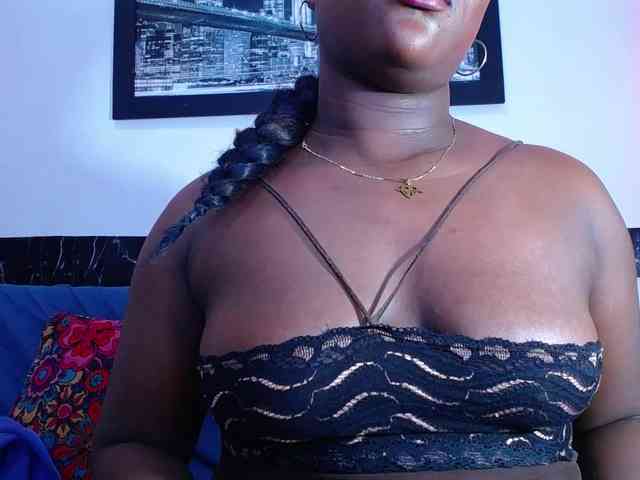 bigass-ebony webcam