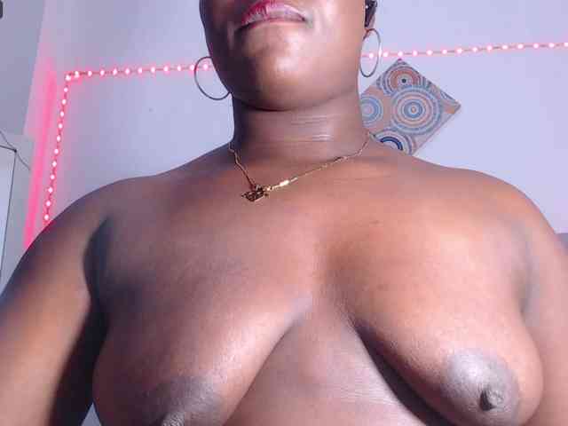 bigass-ebony webcam