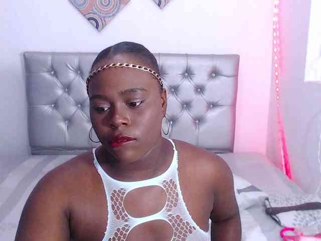 bigass-ebony webcam