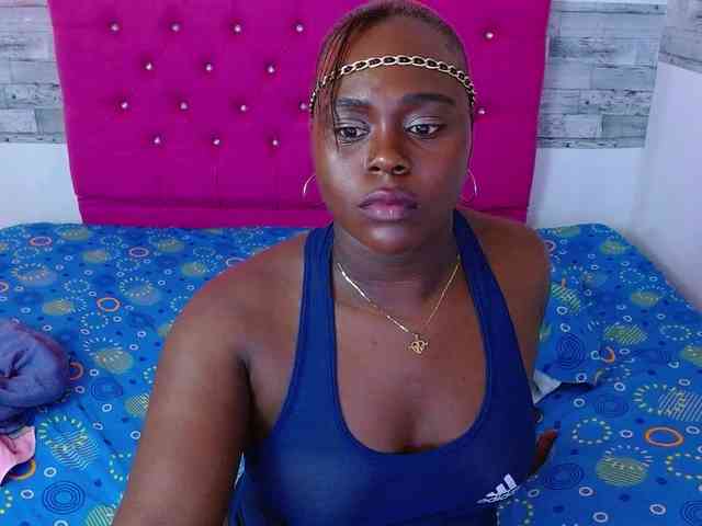 bigass-ebony webcam