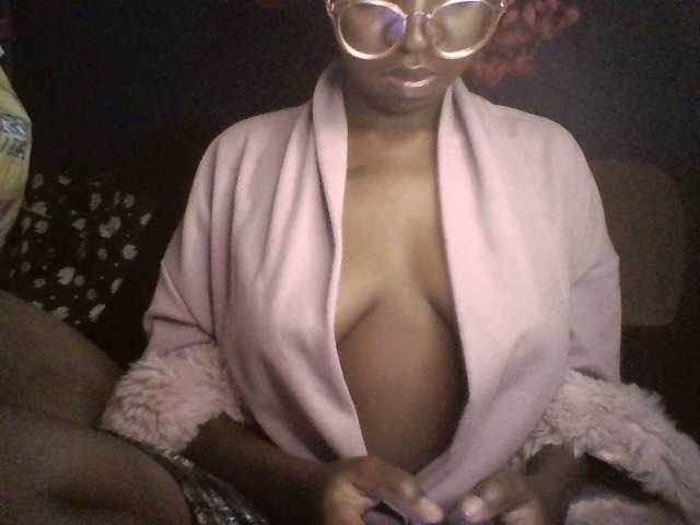  Ebonymuse chat room