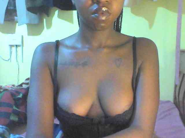 TipQueen webcam