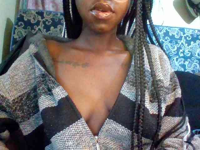 TipQueen webcam