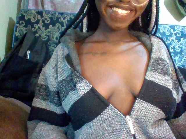 TipQueen webcam