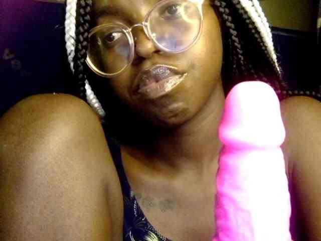 TipQueen webcam