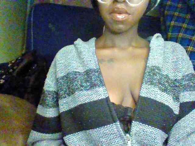 TipQueen webcam