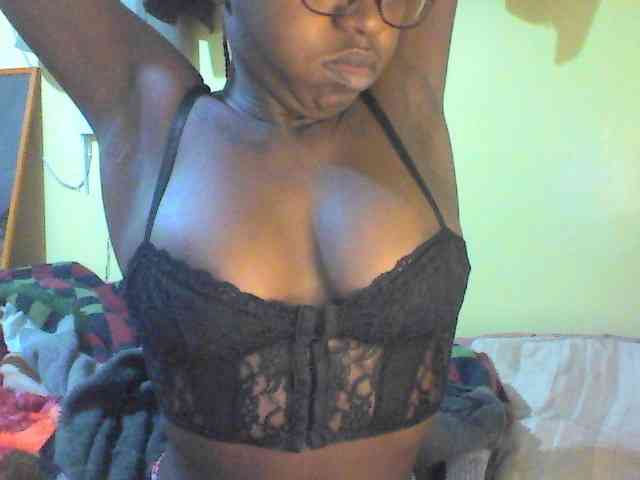 TipQueen webcam
