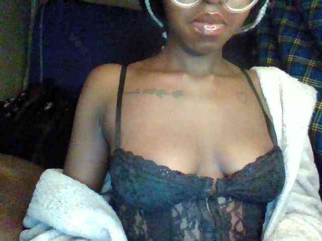 TipQueen webcam
